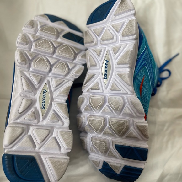 Blue sneakers, used, size 8 - Picture 2 of 2